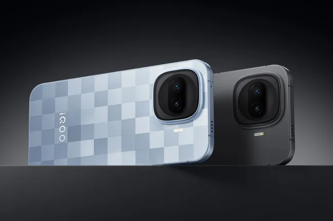 В Россию привезли iQOO 15R — компактный субфлагман с чипом для игр