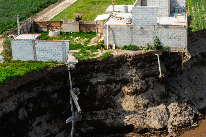 Как огромная карстовая дыра в Мексике поглотила жилой дом