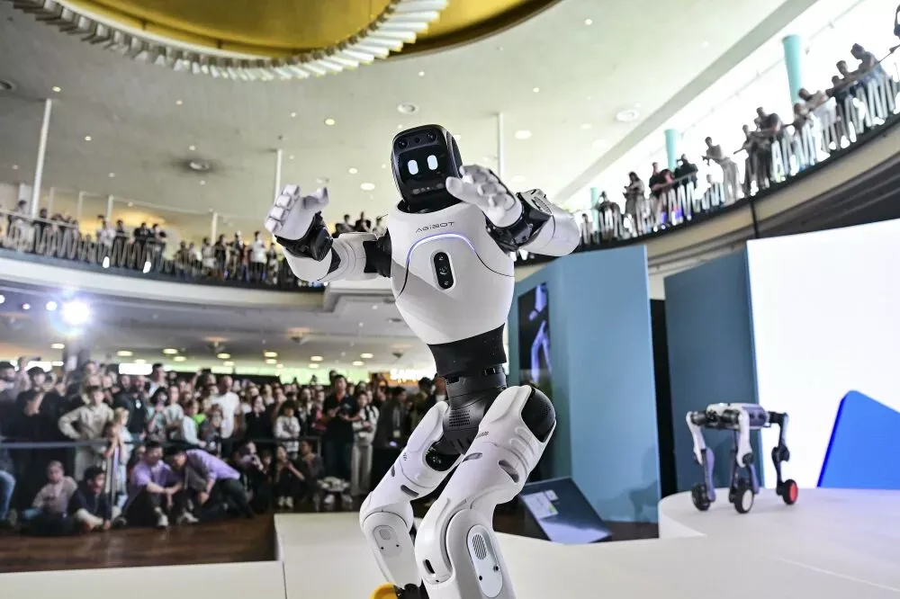 Андроиды на подиуме: новейшие роботы IFA 2026
