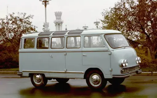 Последний прототип РАФ-978 Последний прототип РАФ-978 автобус