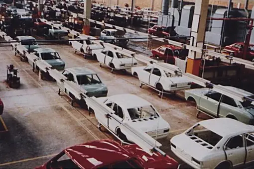 «Щупают каждую деталь, а у нас не щупают!» Чем японские автозаводы удивили советского директора ВАЗ «Щупают каждую деталь, а у нас не щупают!» Чем японские автозаводы удивили советского директора ВАЗ