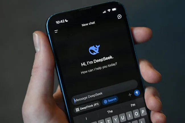Вызов ChatGPT: DeepSeek анонсировала новую ИИ-модель