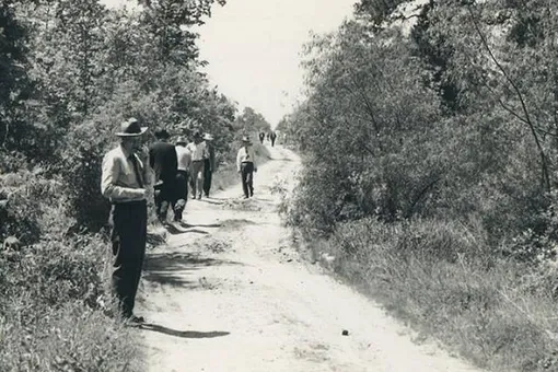 История убийств «при лунном свете», серии нераскрытых преступлений 1946 года, совершенных «Призрачным Убийцей» История убийств «при лунном свете», серии нераскрытых преступлений 1946 года, совершенных «Призрачным Убийцей»