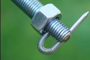 Как сделать нужные инструменты для ремонта своими руками: 6 суперполезных лайфхаков для настоящих мастеров Как сделать нужные инструменты для ремонта своими руками: 6 суперполезных лайфхаков для настоящих мастеров