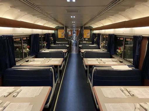 вагон-кафе суперлайнер