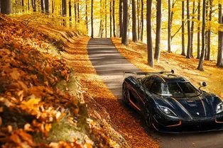 Шведский гиперкар побил рекорд Bugatti в разгоне до 400 км/ч Шведский гиперкар побил рекорд Bugatti в разгоне до 400 км/ч