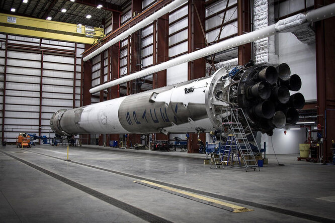 Почему полет Falcon 9 так важен: кратко о программе SpaceX Почему полет Falcon 9 так важен: кратко о программе SpaceX
