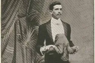 Он жил с близнецом-паразитом, торчащим из туловища! Узнайте про циркача Жана Либбера Он жил с близнецом-паразитом, торчащим из туловища! Узнайте про циркача Жана Либбера