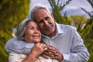 Власть тому виной! Ученые рассказали, какие люди чаще изменяют в отношениях