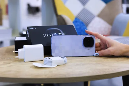 iQOO 15R комплектация