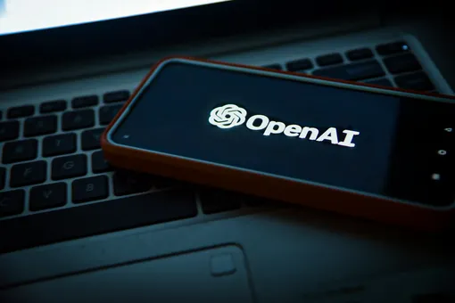 Когда выйдет первый смартфон OpenAI с искусственным интеллектом: его особенности и фишки