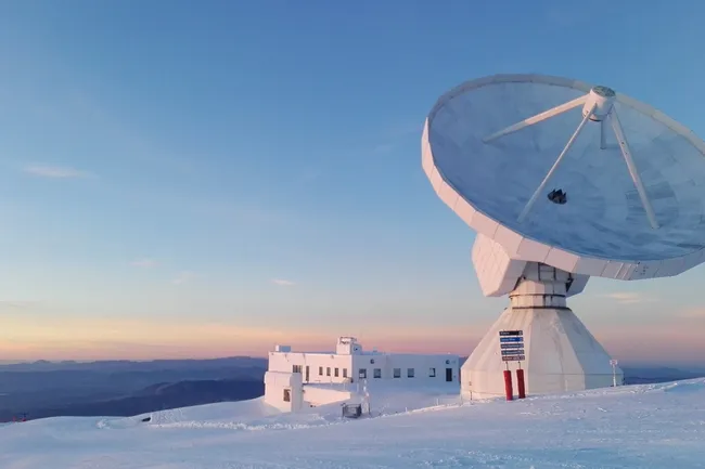 Астрономы обнаружили малиновый сахар в центре нашей галактики
