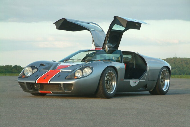 Лучшие автомобили Isdera по характеристикам - Суперкары Исдера на сайте CarExpert.ru Лучшие автомобили Isdera по характеристикам - Суперкары Исдера | На сайте CarExpert.ru