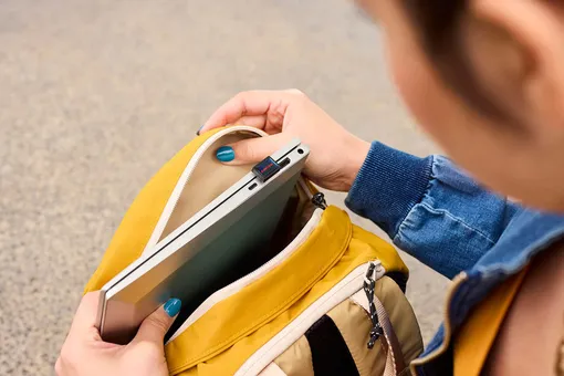 Маленькая и незаметная флешка для ПК и ноутбука