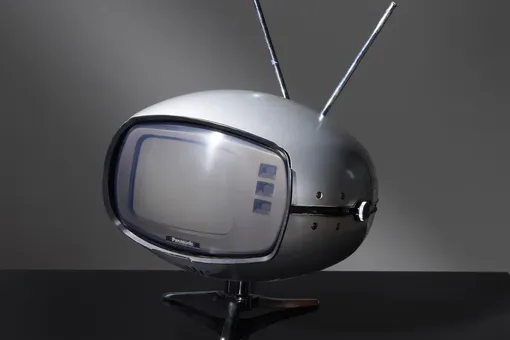 «Внимание, земляне!» Топ-7 самых прикольных телевизоров эпохи Гагарина и Армстронга «Внимание, земляне!» Топ-7 самых прикольных телевизоров эпохи Гагарина и Армстронга