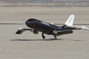 NASA испытало складное крыло самолёта