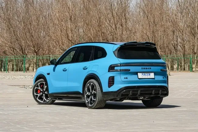 Exeed с авиационными тормозами и безумный внедорожник Zeekr: Китай взорвался 5 автомобильными премьерами