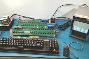 Компьютер Apple-1 с подписью Стива Джобса продали на аукционе по цене суперкомпьютера Компьютер Apple-1 с подписью Стива Джобса продали на аукционе по цене суперкомпьютера
