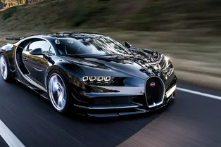 Сколько топлива расходует Bugatti Chiron на самом деле? Сколько топлива расходует Bugatti Chiron на самом деле?