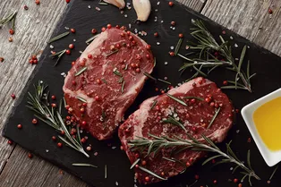 Употребление красного мяса и молочных продуктов может помочь эффективнее бороться с раком. Но есть нюанс Употребление красного мяса и молочных продуктов может помочь эффективнее бороться с раком. Но есть нюанс