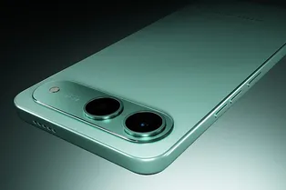 Представлен дешевый смартфон Tecno Spark Go 5G с экраном 120 Гц и 50-Мп камерой
