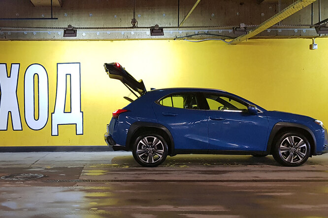 Городская красавица: тест Lexus UX Городская красавица: тест Lexus UX