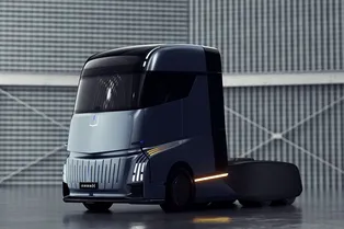 Geely представила футуристический грузовик на электроприводе