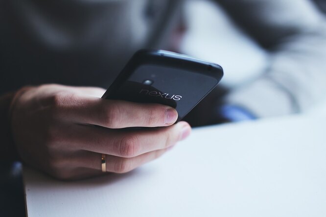 Правительство возьмет смартфоны на учет Правительство возьмет смартфоны на учет