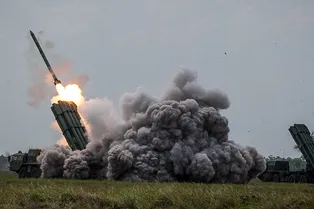 Зенитный комплекс С-400 получил новые ракеты Зенитный комплекс С-400 получил новые ракеты