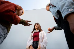 Новое исследование: стресс из-за людей ускоряет старение