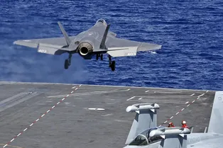 F-35C всё-таки приняли на вооружение