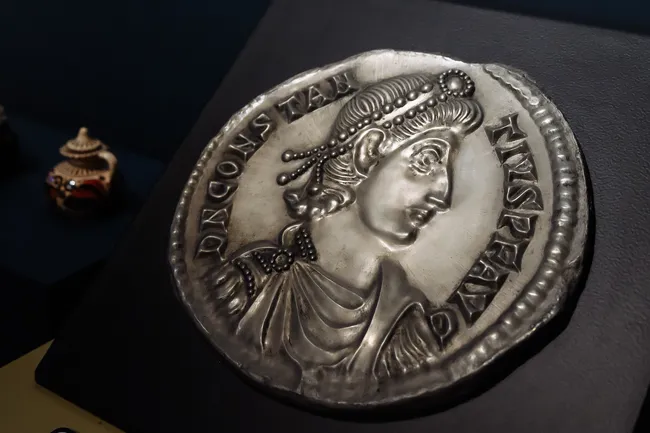 Скифы, грифоны и амазонки: 9 редчайших монет Боспорского царства