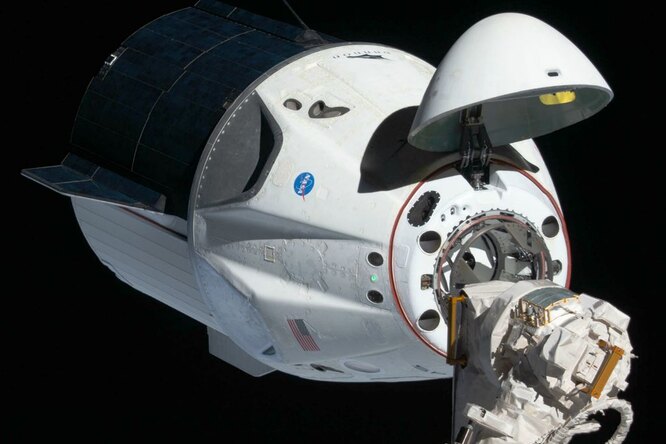 Корабль SpaceX взорвался из-за самовоспламенения титанового клапана Корабль SpaceX взорвался из-за самовоспламенения титанового клапана