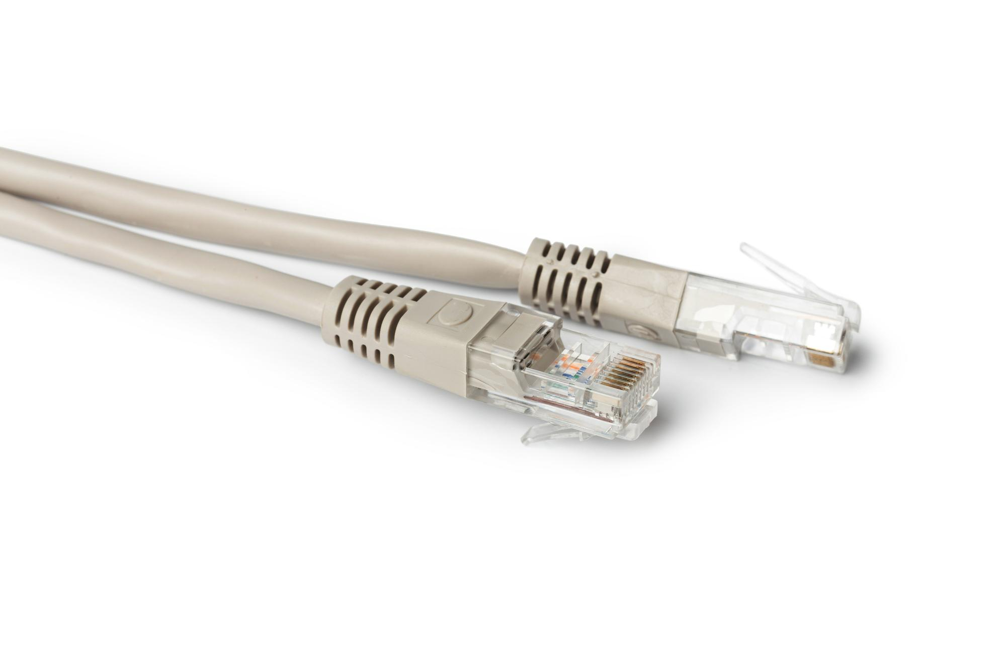 Wi-Fi или Ethernet: что работает на телевизоре лучше