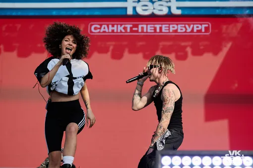 Гид по VK Fest в Санкт-Петербурге: выступления артистов, дискуссия с Ксенией Собчак, автограф-сессии и многое другое