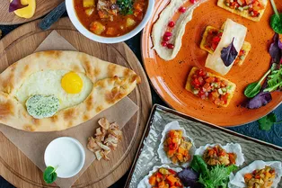 Доктор Мясников рассказал, какое грузинское блюдо укрепляет мышцы и помогает работе мозга: и вкусно, и полезно! Доктор Мясников рассказал, какое грузинское блюдо укрепляет мышцы и помогает работе мозга: и вкусно, и полезно!