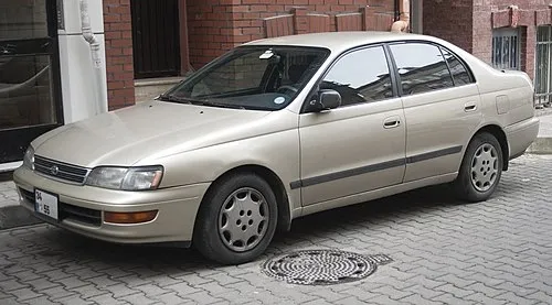 toyota carina e t190