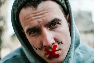 Прекратите врать! Вот как ложь снижает вашу самооценку: интересные факты Прекратите врать! Вот как ложь снижает вашу самооценку: интересные факты