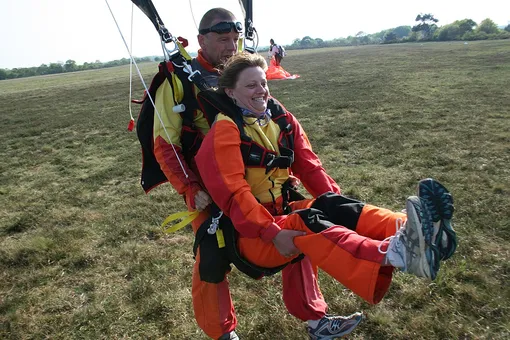 parachute tandem jump