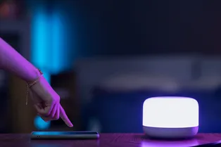 Как превратить простой светильник в умный и не разориться Как превратить простой светильник в умный и не разориться