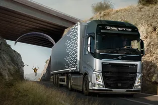 Volvo привязала к фуре «Летающего пассажира»