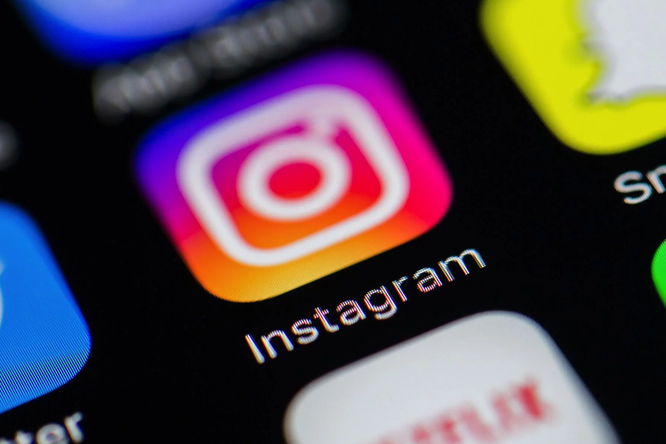 Как скачать видео из Instagram*