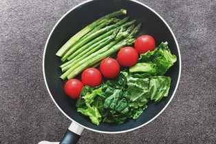 Из вашей старой сковородки сделают зубную пасту: ученые нашли изящный способ утилизировать тефлон Из вашей старой сковородки сделают зубную пасту: ученые нашли изящный способ утилизировать тефлон