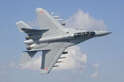 Как многофункциональный истребитель МиГ-35 совершил свой первый вертикальный взлет: архивное видео