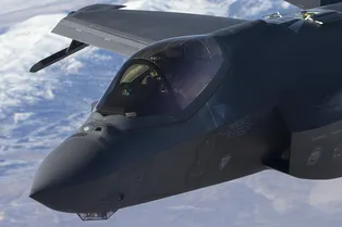 Пентагон поругался с Lockheed Martin из-за F-35