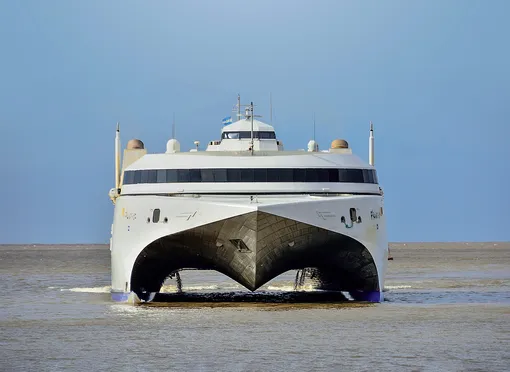 Катамаран HSC Francisco