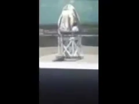 Нажми и смотри