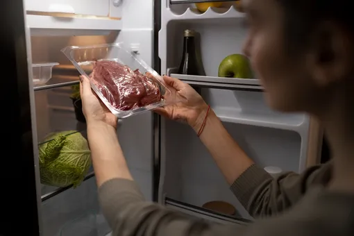 продукты в холодильнике