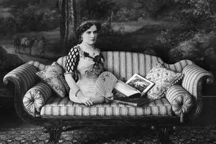 История звезды фрик-шоу Мадемуазель Габриэль: полная жизнь половинчатой женщины