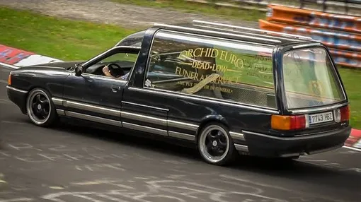 Hearse Audi 80 by Jamie Orr on Nordschleife Hearse Audi 80 by Jamie Orr on Nordschleife